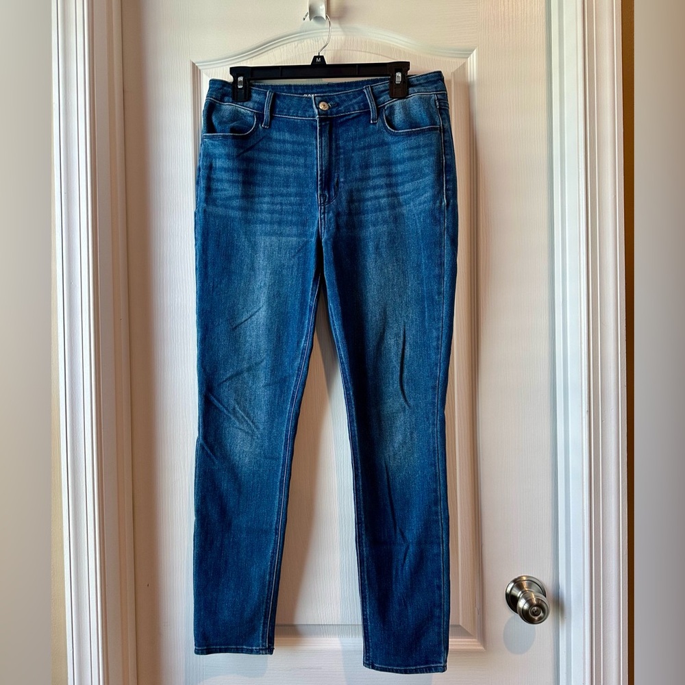 Old Navy High-Rise Super Skinny Jeans Medium Wash Women’s Size 10 Denim Classic